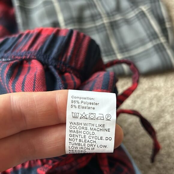 NWOT flannel, jogger lounge/sleep pants. Inseam 27”. Size M - Picture 3 of 3